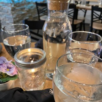 Mango Tree Bistro - Water set up - Thai Near Me - Norristown, Pennsylvania