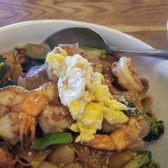 Thai Taste - Shrimp pad see ew - Thai Near Me - Las Vegas, Nevada Thai Taste - Shrimp pad see ew - Thai Near Me - Las Vegas, Nevada
