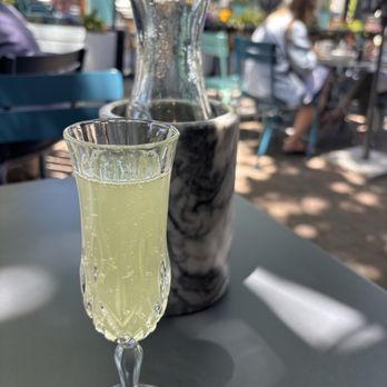 Main Street Kitchen & Bar - Bottomless Mimosa - New American Near Me - Walnut Creek, California Main Street Kitchen & Bar - Bottomless Mimosa - New American Near Me - Walnut Creek, California