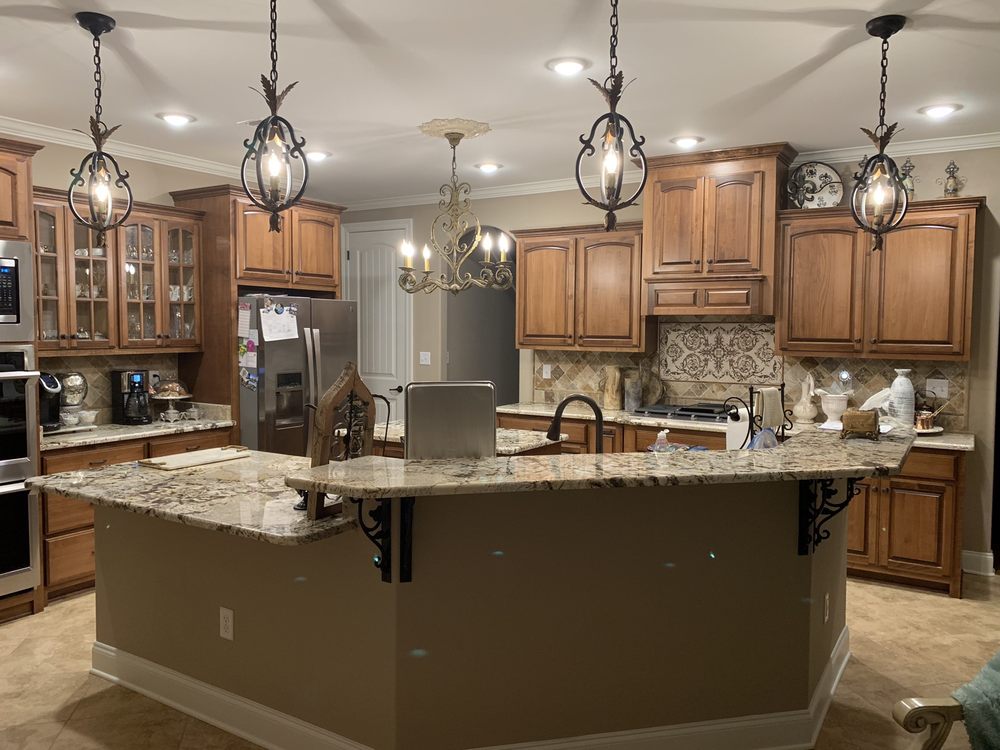 D&D CUSTOM HOMES Updated September 2024 26 Photos 8672 US51