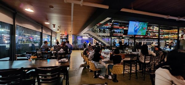 Taste Kitchen + Bar by null