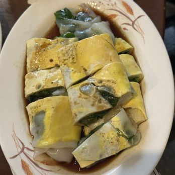 Dolo Restaurant and Bar - Scrambled eggs crepe in soy sauce - Dim Sum Near Me - Chicago, Illinois