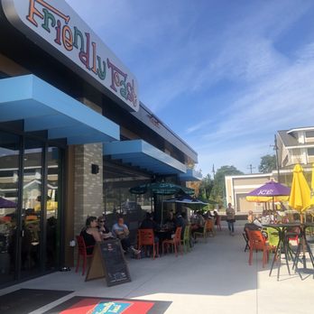 The Friendly Toast - Outdoor patio - Breakfast & Brunch Near Me - Bedford, New Hampshire The Friendly Toast - Outdoor patio - Breakfast & Brunch Near Me - Bedford, New Hampshire