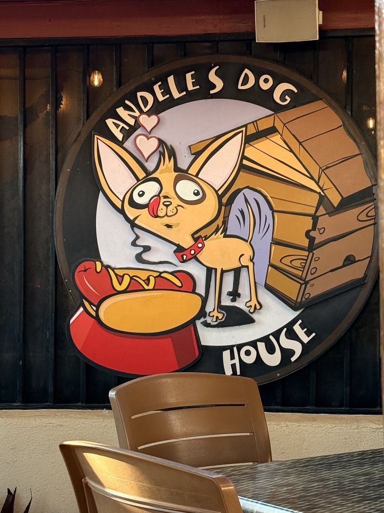 Andele's Dog House