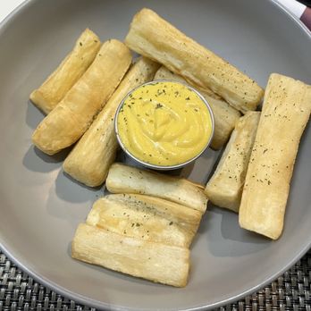 El Chullo Peruvian Restaurant & Bar - Yucca fries - Peruvian Near Me - Phoenix, Arizona El Chullo Peruvian Restaurant & Bar - Yucca fries - Peruvian Near Me - Phoenix, Arizona