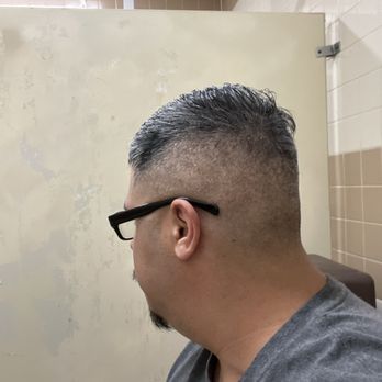 Randy's Barber Shop - No I'm not on the toilet - Barbers Near Me - Greenville, Texas