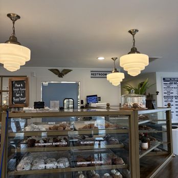 Parlor Doughnuts - Inside - Coffee & Tea Near Me - Gulf Shores, Alabama Parlor Doughnuts - Inside - Coffee & Tea Near Me - Gulf Shores, Alabama