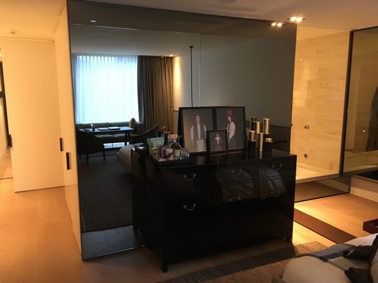 Roomers Baden-Baden, Autograph Collection by null