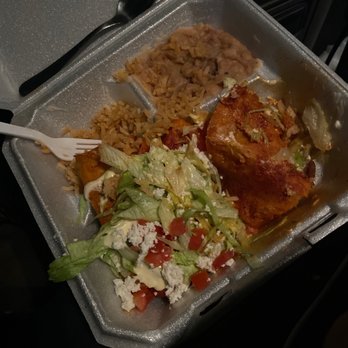 Mi Lindo Manzanillo - Since yelp is asking me what is in the photo as I'm taking the phone ... it's cat shit ... literally cat shitmaybe goat shit.. - Food Trucks Near Me - Buttonwillow, California