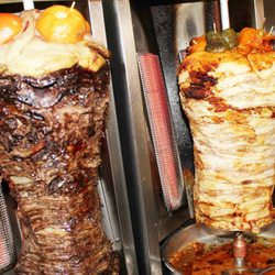 De Botto Al Cafe - Shawarmas de carne, Pollo, falafel, mixto, hummus, kebab