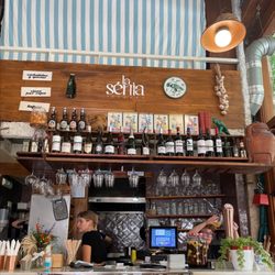 La Sénia - Small tapas bar but very comfortable and affords a nice break from the heat