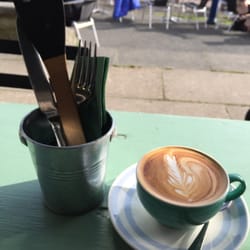 Hartfields - Flat white.