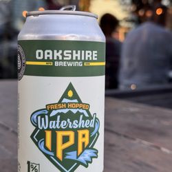 Oakshire Beer Hall - A delicious Watershed IPA while waiting for my Supreme pizza!