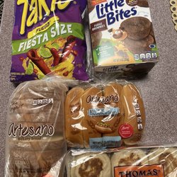 TGTG surprise bag 8/2026: fiesta size Takis, fudge brownies little bites, brioche hot dog buns, English muffins, sliced bread
