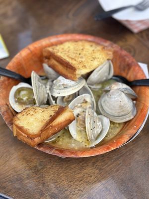 DJ's Clam Shack by null