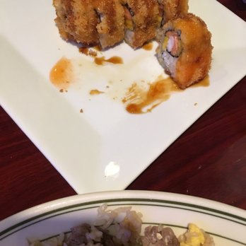 Oyako Sushi - Hawaiian roll - Japanese Near Me - York, Pennsylvania
