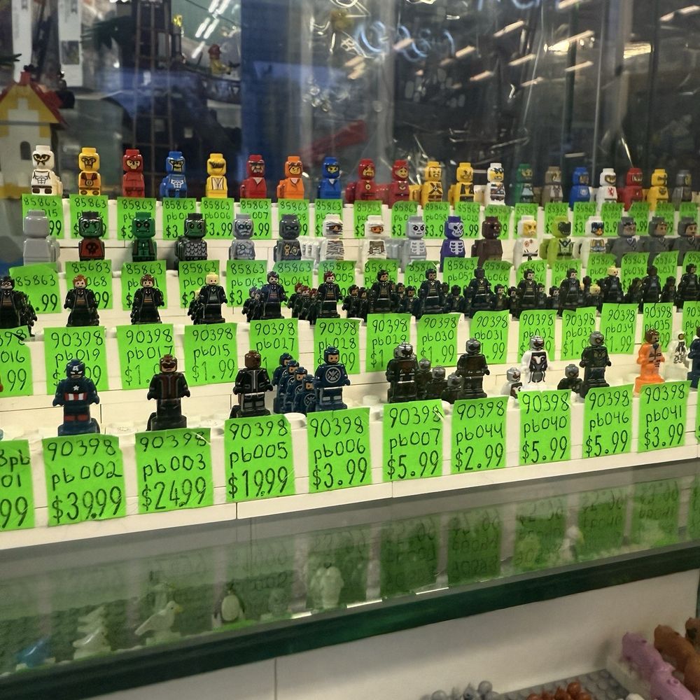 Orlando Brick - Lego figure prices - Toy Stores Near Me - Longwood, Florida
