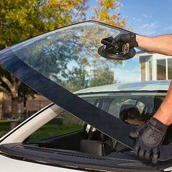 Safe Auto Glass - Mobile auto glass replacement at your home or workplace.