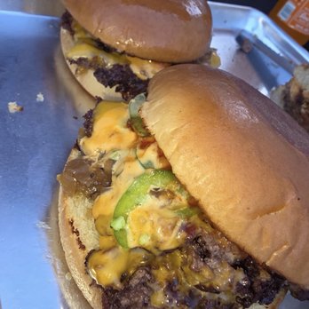 Street Tawa BBQ - One of the best smash burger. Just look at this juicy burger! - Food Trucks Near Me - Los Angeles, California Street Tawa BBQ - One of the best smash burger. Just look at this juicy burger! - Food Trucks Near Me - Los Angeles, California