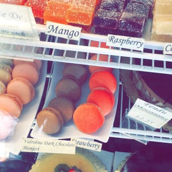 Fendu Boulangerie - Bakeries Near Me - Honolulu, Hawaii