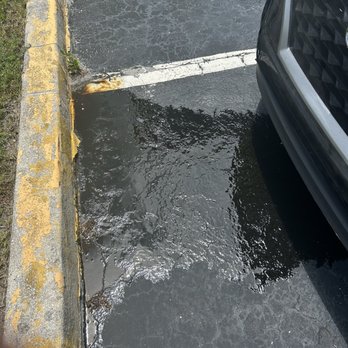 Tamiami Hyundai - Oil beneath vehicle - Car Dealers Near Me - Naples, Florida