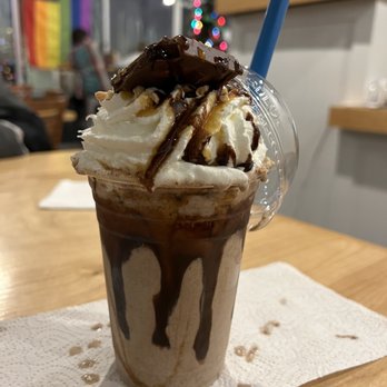 Gordon’s Milkshake Bar - Desserts Near Me - Indianapolis, Indiana Gordon’s Milkshake Bar - Desserts Near Me - Indianapolis, Indiana