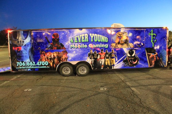 4Ever Young Mobile Gaming