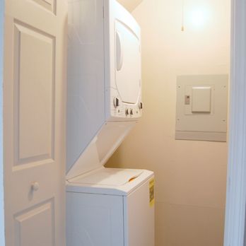 Colonial Townhouse Apartments - Private washer/dryer in upgraded two bedrooms - Apartments Near Me - Willimantic, Connecticut Colonial Townhouse Apartments - Private washer/dryer in upgraded two bedrooms - Apartments Near Me - Willimantic, Connecticut