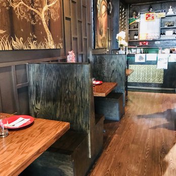 Thai Wisdom Bistro - Comfy and relaxed sitting - Thai Near Me - Kirkland, Washington