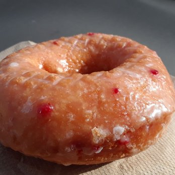 Carlos' Donuts - Strawberry donut is really really good!! - Donuts Near Me - Tehachapi, California