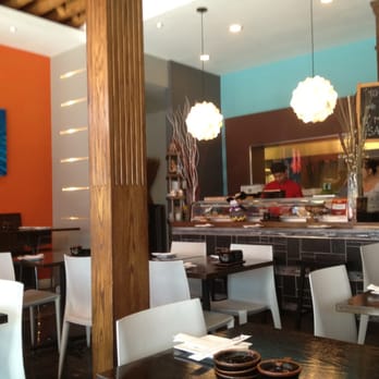 Rock Wrap & Roll - Store and sushi bar - Thai Near Me - Chicago, Illinois