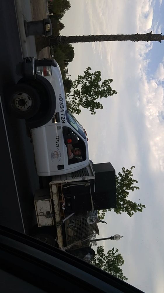 EXCLUSIVE TENT RENTAL Updated August 2024 15495 Arrow Rte, Fontana, California Party