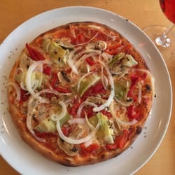Pizza Toni - Pizza Vegetaria mit extra wenig Käse bestellt