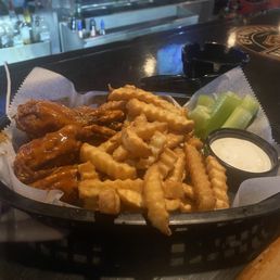 Try the frog legs!! Try the frog legs!!