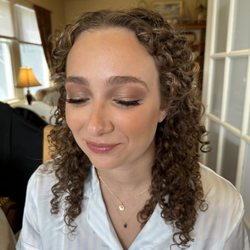 Alexandria Luz Mobile Makeup Studio - No foundation look with drama on the eyes. 2023 wedding
