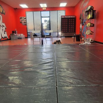 MMA Mafia - Inside - Trainers Near Me - Moreno Valley, California MMA Mafia - Inside - Trainers Near Me - Moreno Valley, California