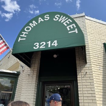 Thomas Sweet - Outside - Ice Cream & Frozen Yogurt Near Me - Washington, DC, District of Columbia