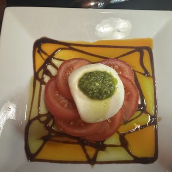 Steak & Main - Burrata caprese salad with pesto - Steakhouses Near Me - North East, Maryland Steak & Main - Burrata caprese salad with pesto - Steakhouses Near Me - North East, Maryland