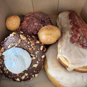 Hook And Press Donuts - Donuts. - Donuts Near Me - Santa Barbara, California