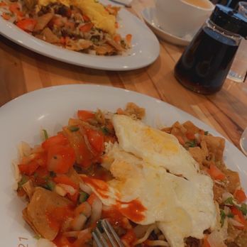 Riverside Cafe - Chilaquiles - Coffee & Tea Near Me - Gurnee, Illinois