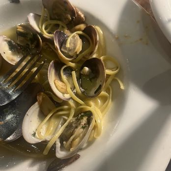 Maccheroni Republic - Linguine Vongole the only edible thing that night. - Italian Near Me - Los Angeles, California