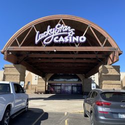Lucky Star Casino - Extremely unfriendly to people with disabilities or veterans