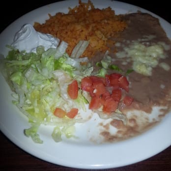 Mi Casa Mexican Restaurant - Fixings for the fajitas - Mexican Near Me - Jackson, Alabama
