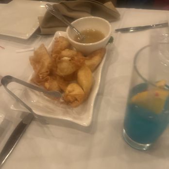 Peppercorn House - Crab Rangoon and blue Hawaiian - Seafood Near Me - Woburn, Massachusetts Peppercorn House - Crab Rangoon and blue Hawaiian - Seafood Near Me - Woburn, Massachusetts