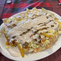 Mt Shasta - Vegetarian Nachos ... No flavor.  Honestly, disappointed.