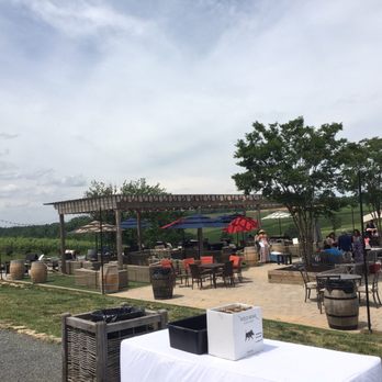 Stone Tower Winery - Wineries Near Me - Leesburg, Virginia Stone Tower Winery - Wineries Near Me - Leesburg, Virginia