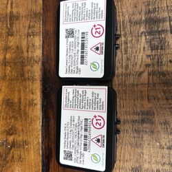 Insa Cannabis Dispensary - This is 2 different types of a 5 pack of rerolls. It is to be noted that the one on the bottom/left are infused.