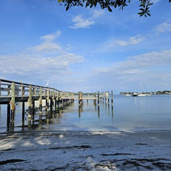 Mar Vista Dockside Restaurant & Pub - Photo from our table on the beach. - Seafood Near Me - Longboat Key, Florida
