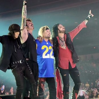 SoFi Stadium - Motley Crue (08.27.22) - Stadiums & Arenas Near Me - Inglewood, California