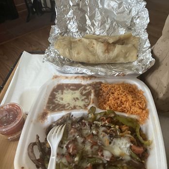 Fondita Mexican Restaurant - This is the best Alhambre I've ever tasted!! It's crazy good!!! If you love steak, chorizo, and bacon, you'll need to order this. - Mexican Near Me - Stockton, California Fondita Mexican Restaurant - This is the best Alhambre I've ever tasted!! It's crazy good!!! If you love steak, chorizo, and bacon, you'll need to order this. - Mexican Near Me - Stockton, California